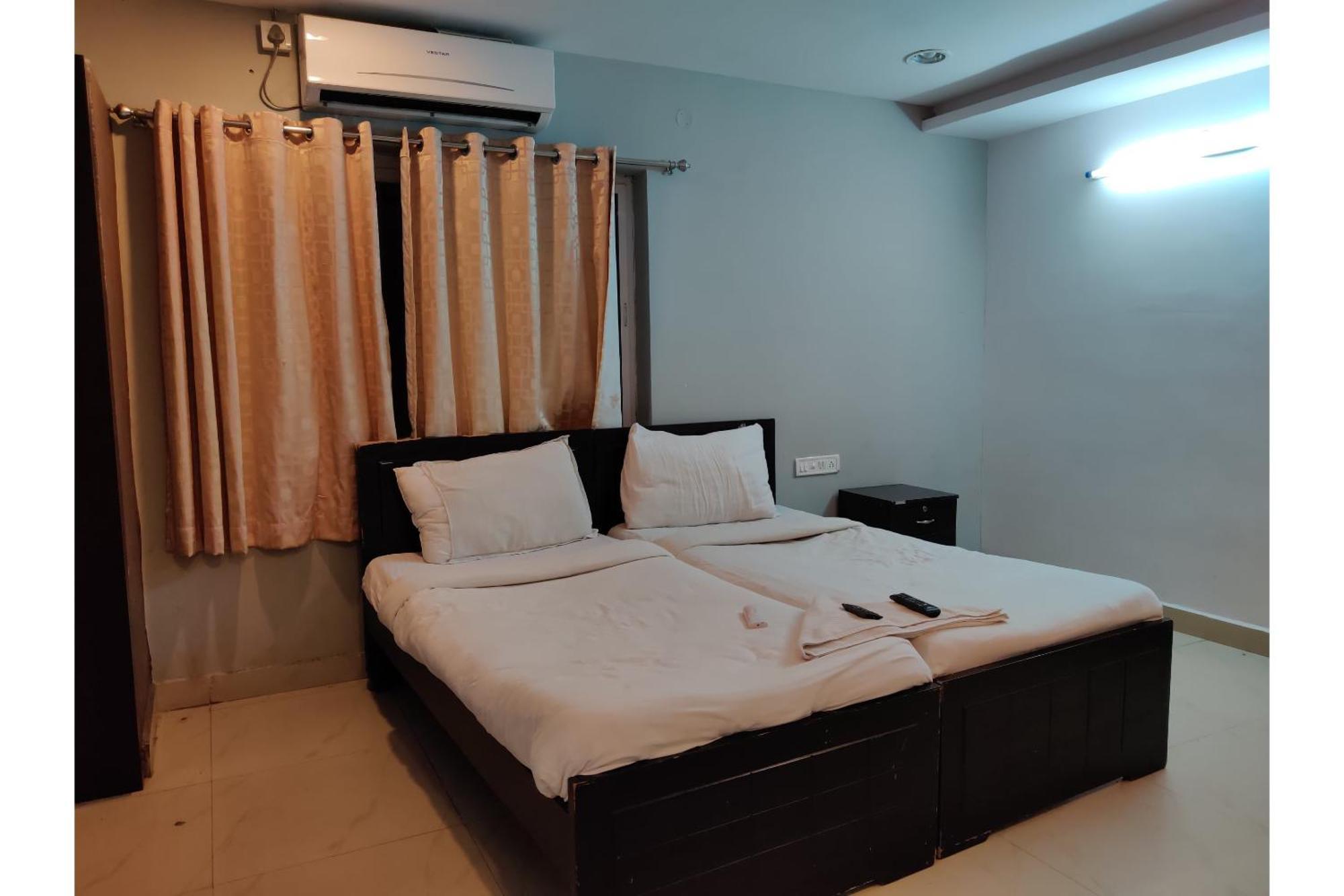 Capital O 44354 Jubilee Banjara Suites Hyderabad Bagian luar foto